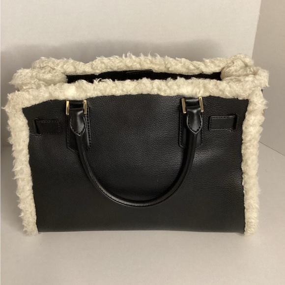 Michael Kors Black and Cream Satchel - Picture 2 of 16